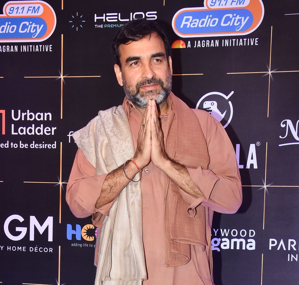 Pankaj Tripathi के बड़े भाई बिजेंद्र नाथ तिवारी पर जानलेवा हमला, मुख्य आरोपी गिरफ्तार Pankaj Tripathi के बड़े भाई बिजेंद्र नाथ तिवारी पर जानलेवा हमला, मुख्य आरोपी गिरफ्तार