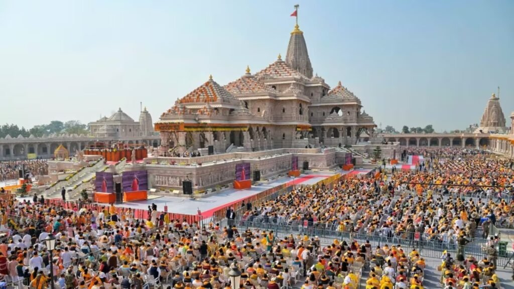 राम मंदिर दान घोटाला: वॉशरूम में मिले 40 हजार रुपये से खुली करोड़ों की चोरी, 8 आरोपी गिरफ्तार