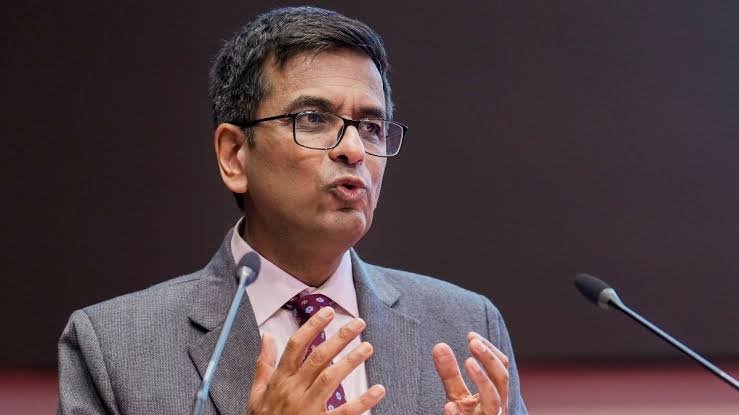 रूस-यूक्रेन विवाद में पूर्व CJI चंद्रचूड़ की एंट्री, रूस ने बनाया अपना मध्यस्थ रूस-यूक्रेन विवाद में पूर्व CJI चंद्रचूड़ की एंट्री, रूस ने बनाया अपना मध्यस्थ